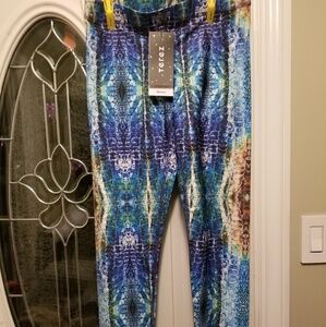 Terez Women's Blue Meditation Performance capri - size small